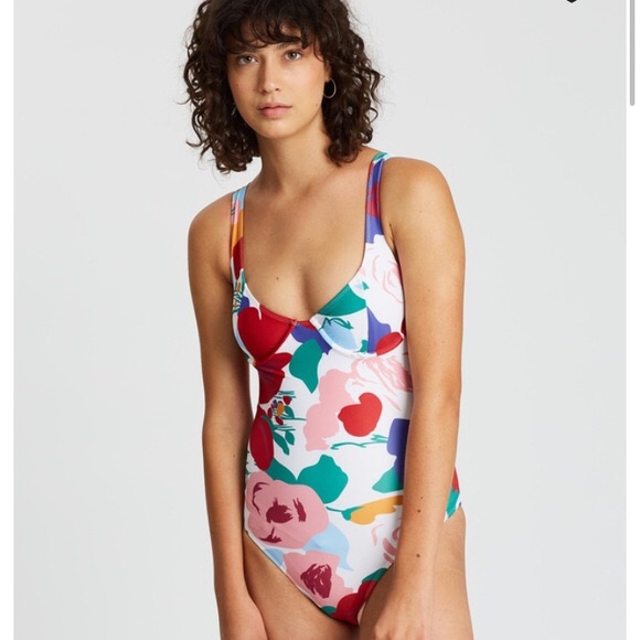 Nwt Faithfull The Brand Mona One Piece - Floral